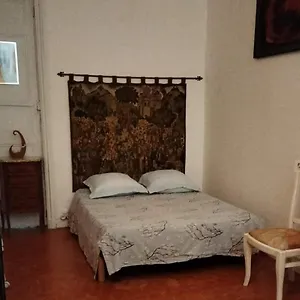  Appartement Chic Haussmanien
