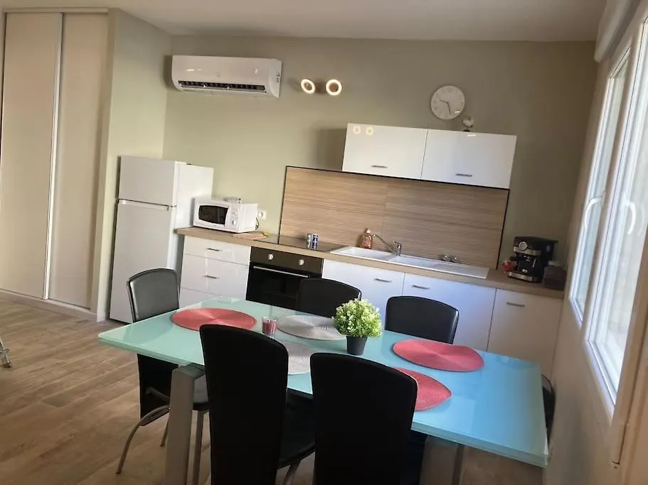Appartement Orange Centre Ville 0*, Orange (Vaucluse)